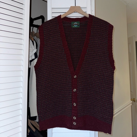 Vintage Jantzen Sweater Vest in Burgundy - Picture 1 of 4